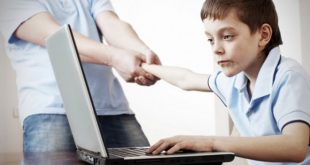 Tác hại của internet đối với học sinh và trẻ em